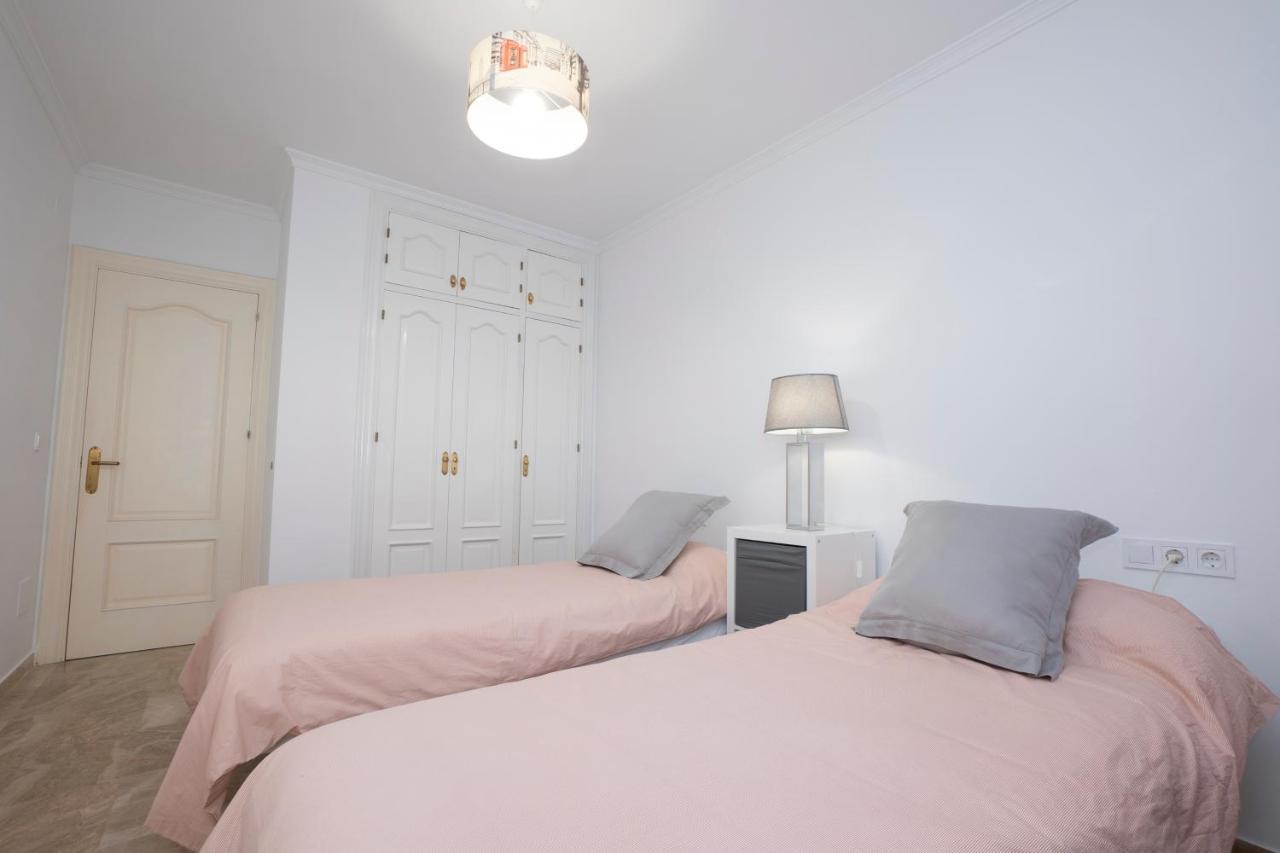 Nerja Jarales Menyber Apartamento Exterior foto